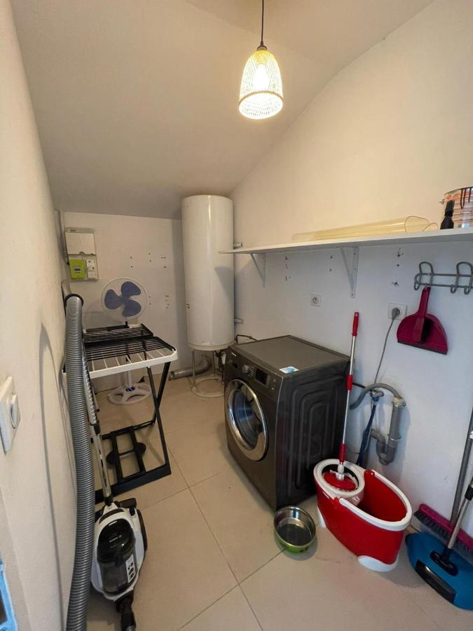 Superbe Appartement Avec 2 Chambres - 9 Personnes - Parking Prive Турнон-сюр-Рон Экстерьер фото